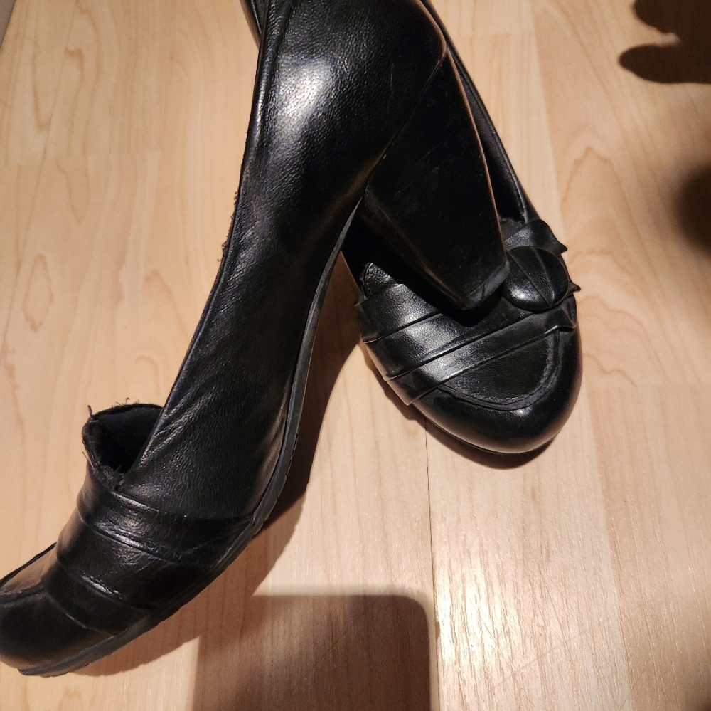 Bartram heels